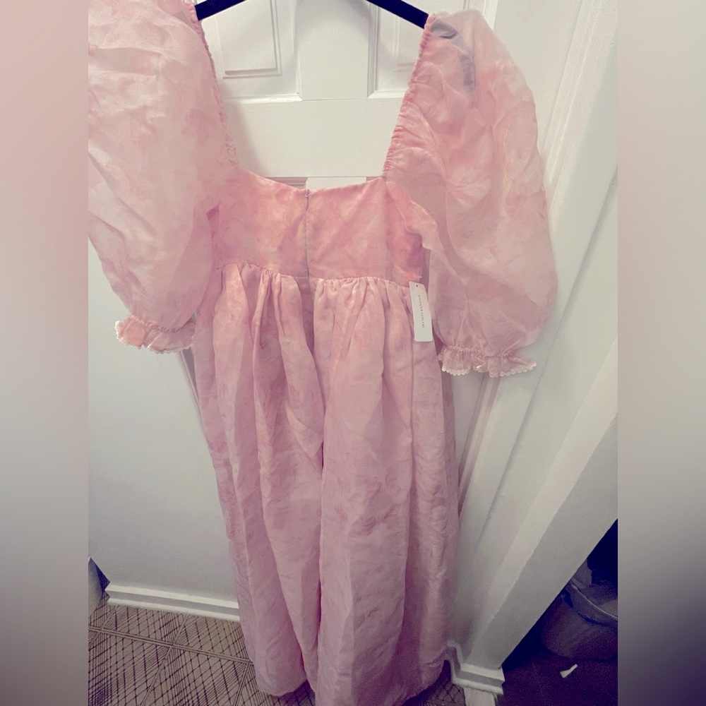 NWT Selkie The Pink Porcelain Puff Gown - Picture 12 of 13